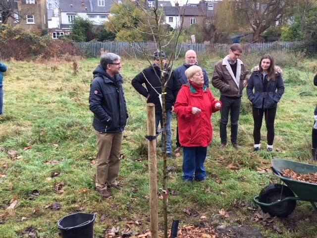 FoNNR Chair Vanessa Smith and Rev Richard Frank from All Souls Church